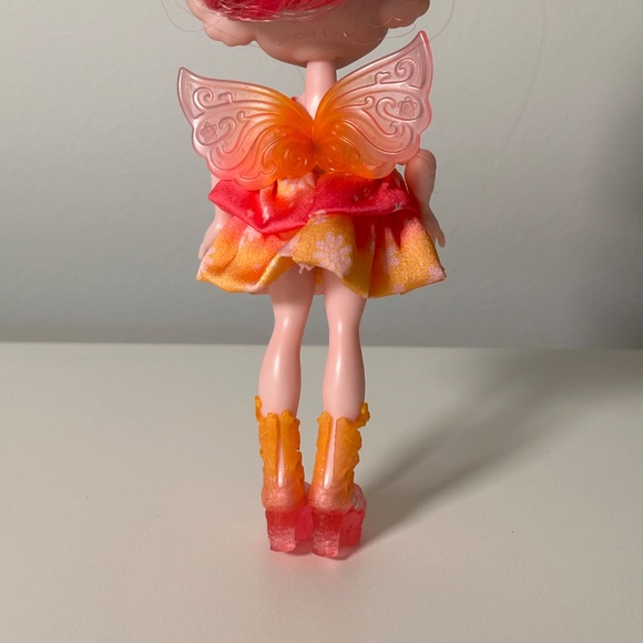 Magic Mixies Faye The Fairy Pixling Doll (DSV) - Picture 5 of 6